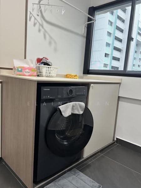424 Tampines Street 41, 424 Tampines Street 41, Pasir Ris / Tampines, Room Rental, 135 sqft, HDB Flat For Rent, by Elaine Lian, 500296653 - Laundry Room - PropertyGuru.com.sg