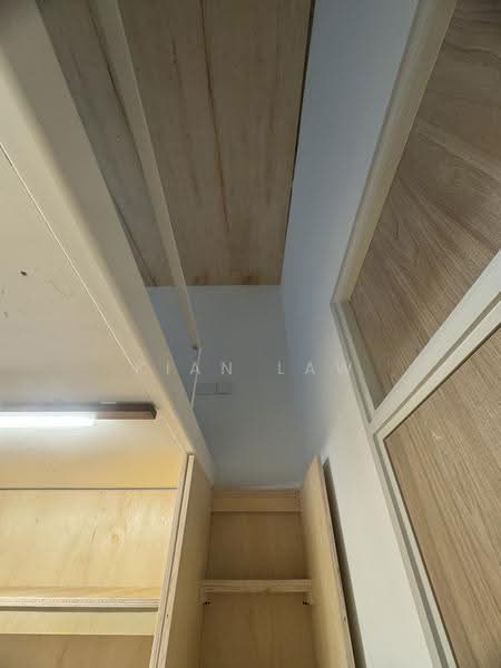 Opera Estate, Jalan Bangsawan, East Coast / Marine Parade, Room Rental, 86 sqft, Terraced House For Rent, by Kian Law, 500296709 - Short climb to loft space - PropertyGuru.com.sg