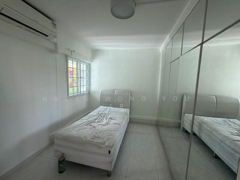 228 Serangoon Avenue 4, 228 Serangoon Avenue 4, Hougang / Punggol / Sengkang, 3 Bedrooms, 1,001 sqft, HDB Flat For Sale, by Hazel Wong You Er, 500296713 - Bedroom - PropertyGuru.com.sg