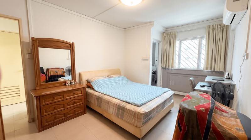 436 Tampines Street 43, 436 Tampines Street 43, Pasir Ris / Tampines, 2 Bedrooms, 797 sqft, HDB Flat For Rent, by Cheryl Soh, 500296715 - Master Bedroom - PropertyGuru.com.sg