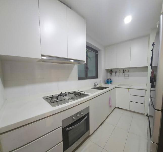 The Topiary, 23 Fernvale Lane, Seletar / Yio Chu Kang, 3 Bedrooms, 904 sqft, Condominium For Sale, by Frankie Er, 500296740 - Kitchen - PropertyGuru.com.sg