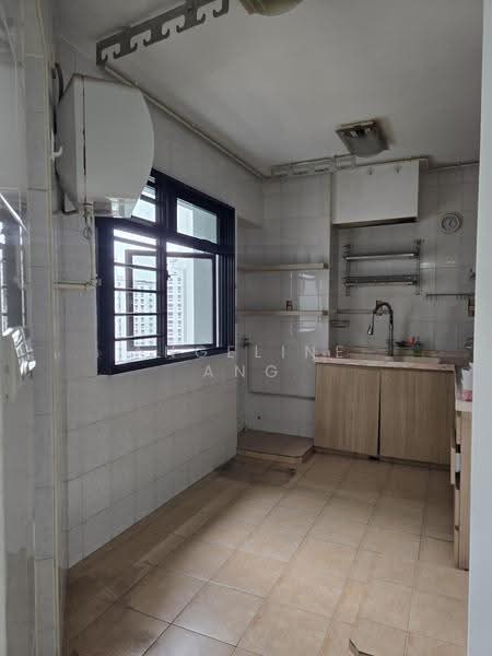 151 Rivervale Crescent, 151 Rivervale Crescent, Hougang / Punggol / Sengkang, 3 Bedrooms, 969 sqft, HDB Flat For Sale, by Angeline Ang, 500296741 - Kitchen - PropertyGuru.com.sg