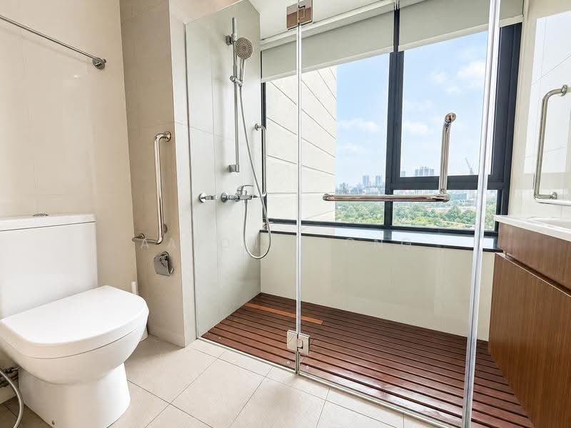 Casa Fortuna, 36 Ah Hood Road, Balestier / Toa Payoh, 2 Bedrooms, 1,076 sqft, Condominium For Sale, by Aaron Leong, 500296744 - Bathroom - PropertyGuru.com.sg