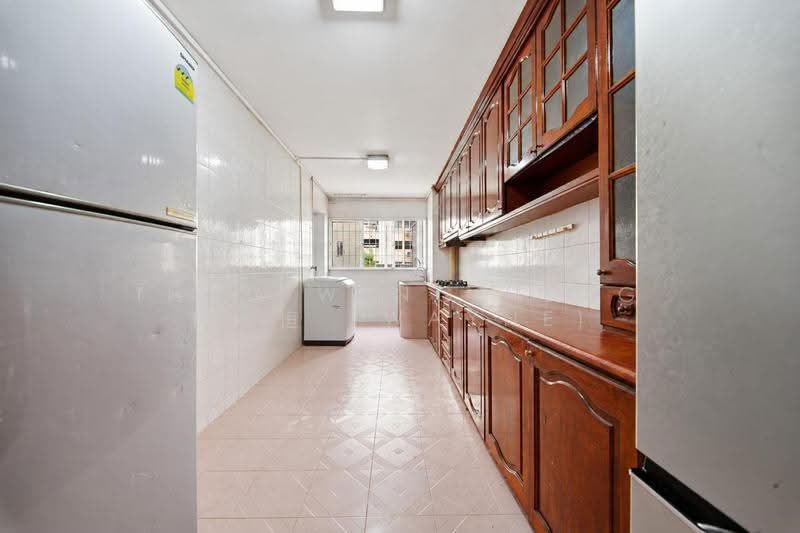 146 Bedok Reservoir Road, 146 Bedok Reservoir Road, Bedok / Upper East Coast, 3 Bedrooms, 1,109 sqft, HDB Flat For Sale, by Thoo Weng Heng 杜咏恒 (Wayne), 500296749 - Kitchen - PropertyGuru.com.sg