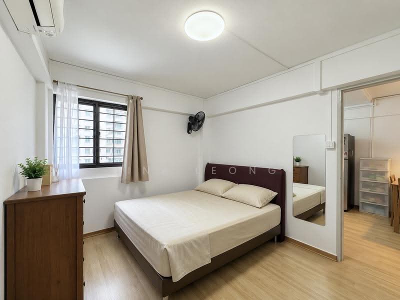536 Upper Cross Street, 536 Upper Cross Street, Boat Quay / Raffles Place / Marina, 2 Bedrooms, 646 sqft, HDB Flat For Rent, by Fina Leong, 500296769 - Bedroom 1 - PropertyGuru.com.sg