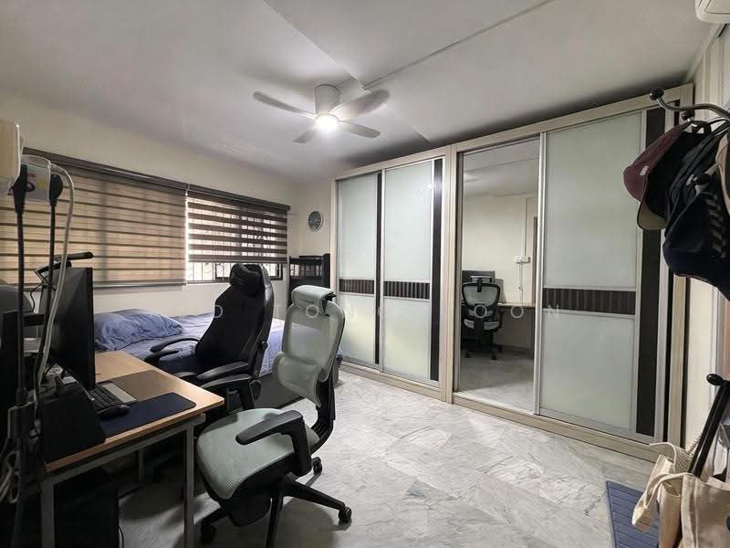 340 Jurong East Avenue 1, 340 Jurong East Avenue 1, Boon Lay / Jurong / Tuas, 3 Bedrooms, 1,507 sqft, HDB Flat For Sale, by Yeo Tong Boon, 500296774 - Bedroom - PropertyGuru.com.sg