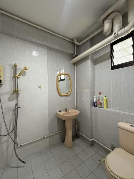509 Woodlands Drive 14, 509 Woodlands Drive 14, Admiralty / Woodlands, 3 Bedrooms, 1,151 sqft, HDB Flat For Sale, by Jia Qi Lee, 500296781 - Bathroom - PropertyGuru.com.sg