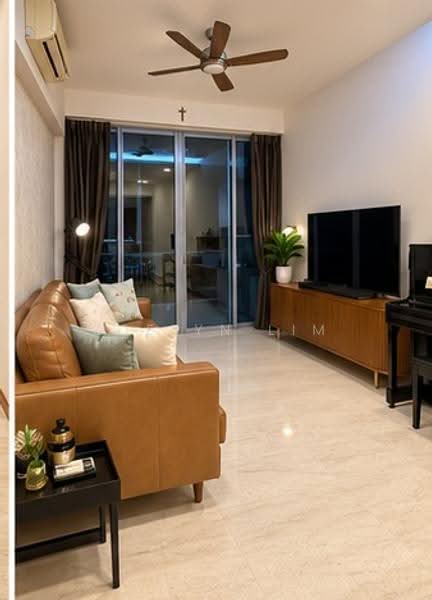 Bleu @ East Coast, 562 Upper East Coast Road, Bedok / Upper East Coast, 3 Bedrooms, 1,173 sqft, Condominium For Sale, by Zoelyn Lim, 500296812 - Living Room - PropertyGuru.com.sg