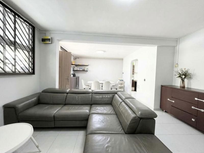 859A Tampines Avenue 5, 859A Tampines Avenue 5, Pasir Ris / Tampines, 3 Bedrooms, 1,119 sqft, HDB Flat For Sale, by Frankie Er, 500296868 - Living Room - PropertyGuru.com.sg