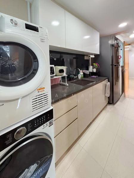 The Santorini, Tampines Street 86, Pasir Ris / Tampines, 3 Bedrooms, 1,152 sqft, Condominium For Sale, by Charman Chuang, 500296886 - PropertyGuru.com.sg