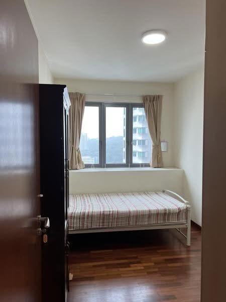 The Madeira, 50 Bukit Batok Street 31, Dairy Farm / Bukit Panjang / Choa Chu Kang, 2 Bedrooms, 969 sqft, Condominium For Rent, by Cai Ju, 500296947 - Bedroom - PropertyGuru.com.sg