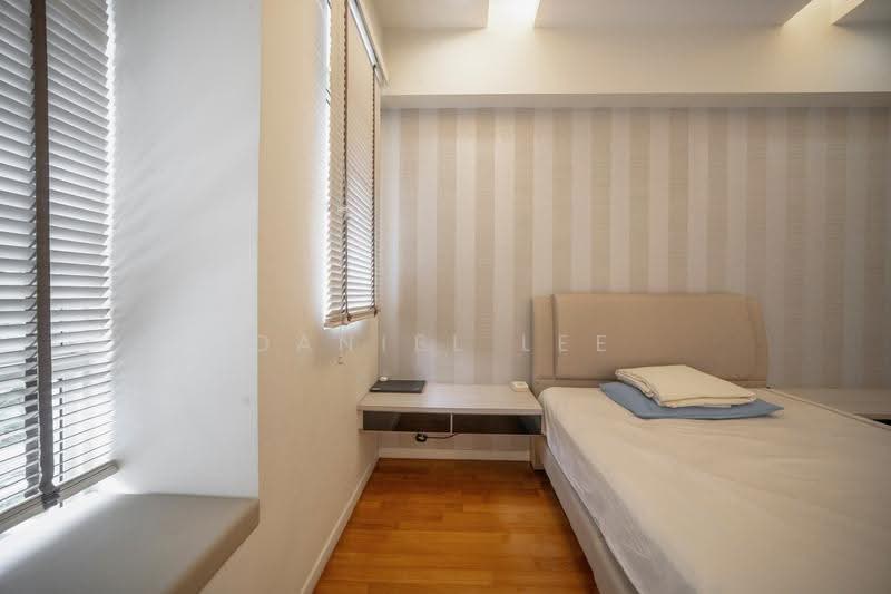 Freehold 1 Bedroom Bukit Timah — King Albert Park MRT | Suitable for Expats, Tanglin / Holland / Bukit Timah, 1 Bedroom, 570 sqft, Condominium For Sale, by Daniel Lee, 500296968 - Bedroom - PropertyGuru.com.sg