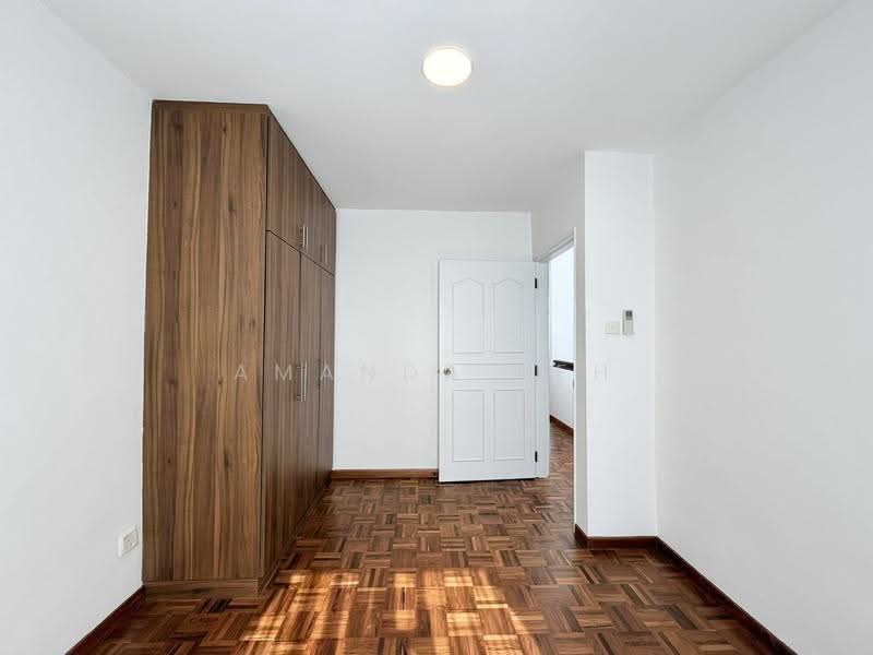 Siglap Centre, 55 Siglap Road, East Coast / Marine Parade, 3 Bedrooms, 1,290 sqft, Apartment For Rent, by Amanda Peh, 500296972 - PropertyGuru.com.sg