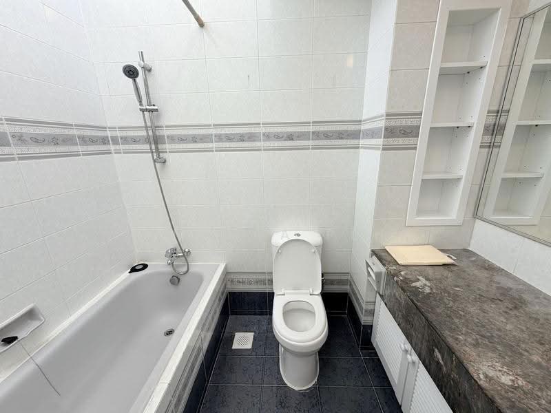 Siglap Centre, 55 Siglap Road, East Coast / Marine Parade, 3 Bedrooms, 1,290 sqft, Apartment For Rent, by Amanda Peh, 500296972 - PropertyGuru.com.sg