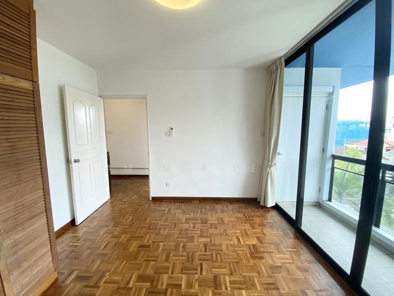 Siglap Centre, 55 Siglap Road, East Coast / Marine Parade, 2 Bedrooms, 1,230 sqft, Apartment For Rent, by Amanda Peh, 500296975 - Bedroom with Balcony - PropertyGuru.com.sg