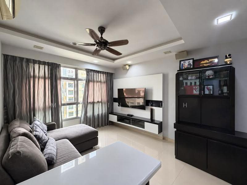 487C Choa Chu Kang Avenue 5, 487C Choa Chu Kang Avenue 5, Dairy Farm / Bukit Panjang / Choa Chu Kang, 3 Bedrooms, 1,001 sqft, HDB Flat For Sale, by Madeline Kuah, 500296994 - Living Room - PropertyGuru.com.sg