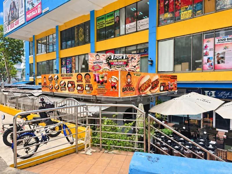 Food Kiosk at Katong!! Exhaust + Fridge! 1 Month Rent Waiver!!, Mountbatten Rd, E Coast Rd, Haig Rd, Mugliston Rd, Amber Rd, Marshall Rd, Ean Kiam Pl, East Coast / Marine Parade, 110 sqft, Food & Beverage For Rent, by June Ling, 500297013 - CommercialGuru.com.sg