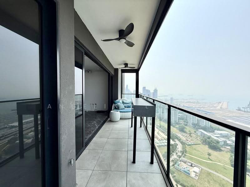 Avenue South Residence, 13 Silat Avenue, Alexandra / Commonwealth, 4 Bedrooms, 1,496 sqft, Condominium For Rent, by Angeline Liang, 500297023 - Balcony - PropertyGuru.com.sg