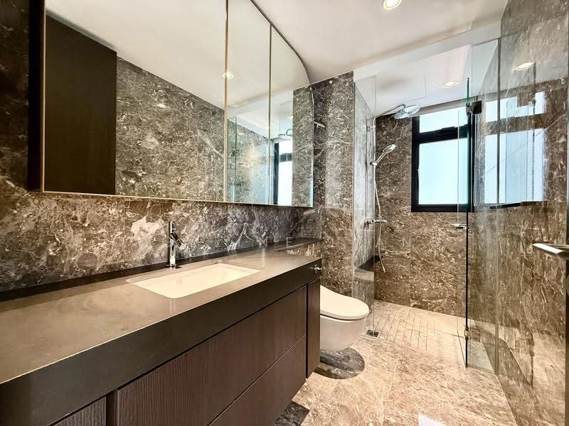 Avenue South Residence, 13 Silat Avenue, Alexandra / Commonwealth, 4 Bedrooms, 1,496 sqft, Condominium For Rent, by Angeline Liang, 500297023 - Master Bathroom - PropertyGuru.com.sg