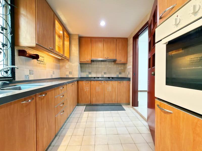 Seletar Springs Condominium, 108 Gerald Drive, Seletar / Yio Chu Kang, 3 Bedrooms, 1,302 sqft, Condominium For Sale, by Clarence Hee 许振雄, 500297029 - Kitchen - PropertyGuru.com.sg