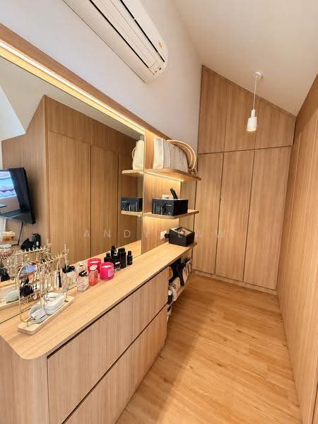 Seletar Springs Condominium, 106 Gerald Drive, Seletar / Yio Chu Kang, 4 Bedrooms, 1,561 sqft, Condominium For Sale, by Andy Law, 500297041 - Wardrobe - PropertyGuru.com.sg