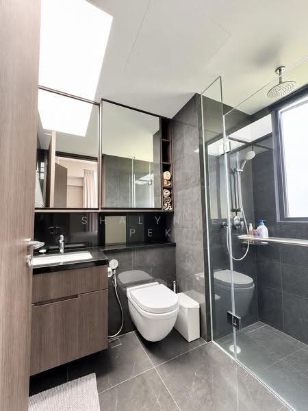 The M, 30 Middle Road, Beach Road / Bugis / Rochor, 1 Bedroom, 452 sqft, Condominium For Sale, by Shalynne Pek, 500297073 - Bathroom - PropertyGuru.com.sg