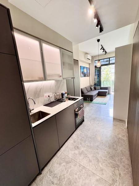 The M, 30 Middle Road, Beach Road / Bugis / Rochor, 1 Bedroom, 452 sqft, Condominium For Sale, by Shalynne Pek, 500297073 - Kitchen - PropertyGuru.com.sg