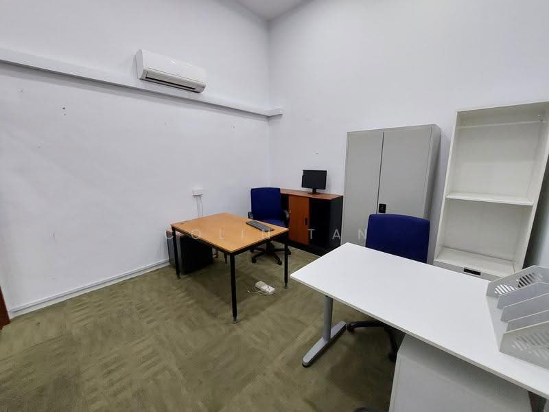 Unity Centre, 51 Bukit Batok Crescent, Dairy Farm / Bukit Panjang / Choa Chu Kang, 180 sqft, Light Industrial (B1) For Rent, by Colin Tan, 500297076 - Unity Centre (For Illustration only) - CommercialGuru.com.sg