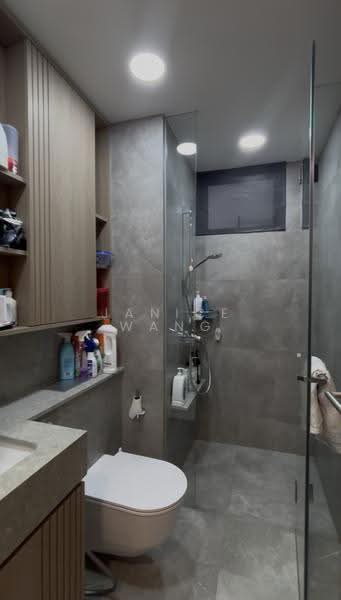 KI Residences At Brookvale, 16 Brookvale Drive, Clementi Park / Upper Bukit Timah, 4 Bedrooms, 1,259 sqft, Condominium For Sale, by Janice Wang, 500297081 - Bathroom - PropertyGuru.com.sg