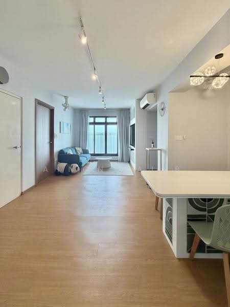 420C Northshore Drive, 420C Northshore Drive, Hougang / Punggol / Sengkang, 3 Bedrooms, 1,011 sqft, HDB Flat For Sale, by Ainon Talib, 500297090 - Living Room - PropertyGuru.com.sg