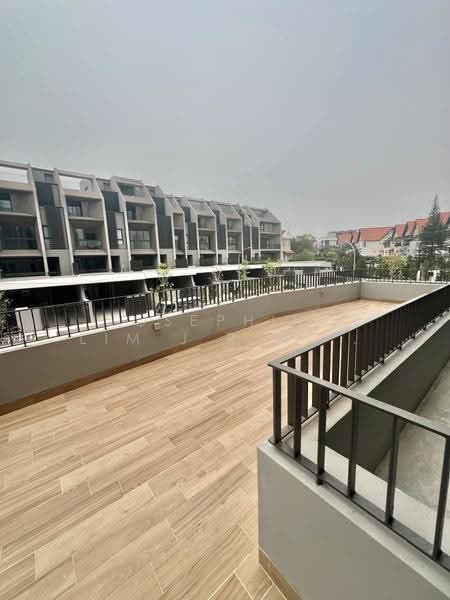 28 Pollen Walk, Seletar / Yio Chu Kang, 5 Bedrooms, 6,641 sqft, Corner Terrace For Sale, by Josephine Lim J R 林婕容 (区域分行董事 ), 500297112 - Exterior - PropertyGuru.com.sg