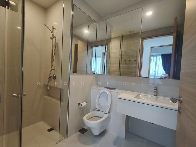d'Leedon (Former Farrer Court), 9 Leedon Heights, Tanglin / Holland / Bukit Timah, 2 Bedrooms, 1,076 sqft, Condominium For Sale, by Geraldine Chia, 500297116 - Bathroom - PropertyGuru.com.sg