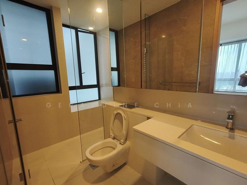 d'Leedon (Former Farrer Court), 9 Leedon Heights, Tanglin / Holland / Bukit Timah, 2 Bedrooms, 1,076 sqft, Condominium For Sale, by Geraldine Chia, 500297116 - Bathroom - PropertyGuru.com.sg