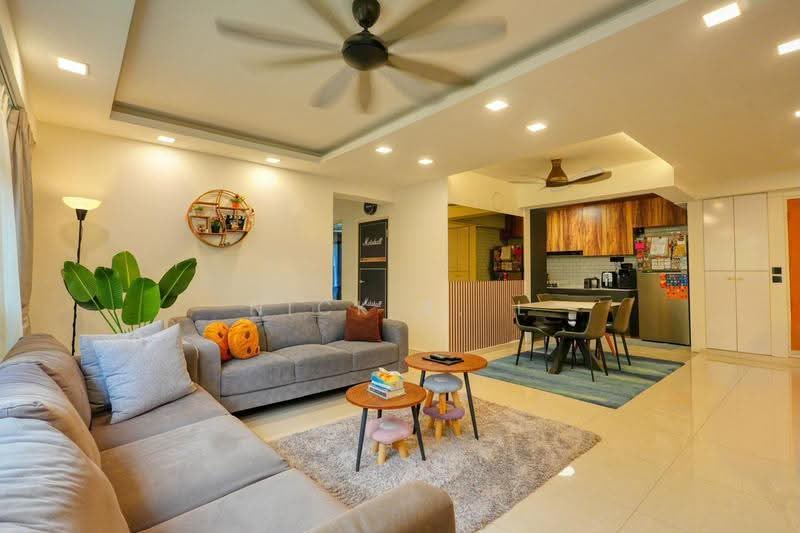 522C Tampines Central 7, 522C Tampines Central 7, Pasir Ris / Tampines, 3 Bedrooms, 1,216 sqft, HDB Flat For Sale, by Nick R. L, 500297144 - Living Room - PropertyGuru.com.sg