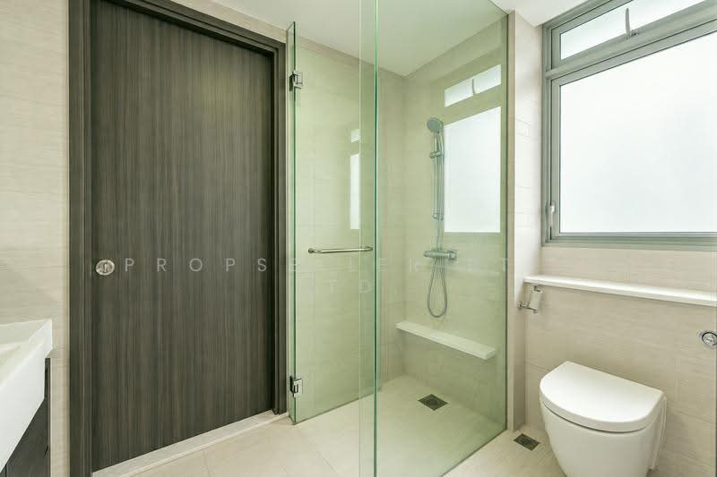 RiverTrees Residences, 29 Fernvale Close, Seletar / Yio Chu Kang, 3 Bedrooms, 1,119 sqft, Condominium For Sale, by JOHN YEO, 500297152 - Bathroom - PropertyGuru.com.sg