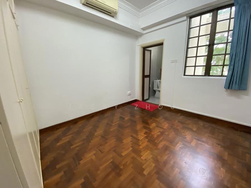 Moro Mansion, 3 Lorong 37 Geylang, Eunos / Geylang / Paya Lebar, 3 Bedrooms, 1,206 sqft, Apartment For Sale, by Jacky Zhou, 500297160 - Bathroom - PropertyGuru.com.sg