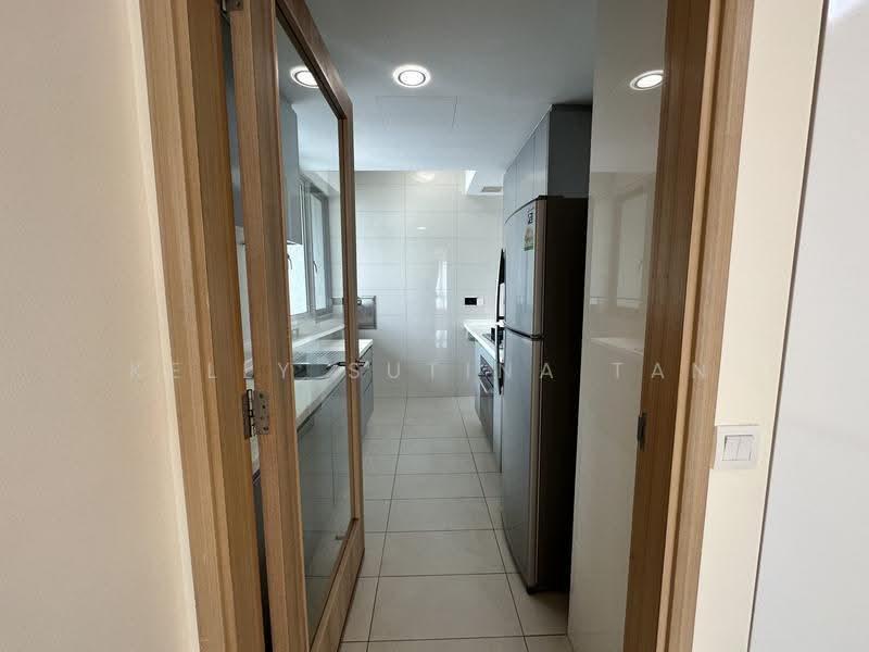 Caspian, 56 Lakeside Drive, Boon Lay / Jurong / Tuas, 2 Bedrooms, 1,001 sqft, Condominium For Rent, by Kelly Sutina Tan, 500297164 - Kitchen - PropertyGuru.com.sg