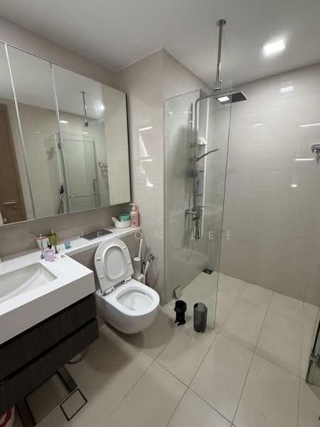 The Palette, 105 Pasir Ris Grove, Pasir Ris / Tampines, 3 Bedrooms, 893 sqft, Condominium For Sale, by Jeron Lee, 500297167 - Bathroom - PropertyGuru.com.sg