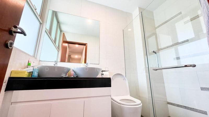 Renovated D19 Semi D, Jalan Limbok, Rosyth Road, Phillips Ave, Hougang / Punggol / Sengkang, 6 Bedrooms, 4,600 sqft, Semi-Detached House For Sale, by Desmond Chan, 500297177 - Bathroom - PropertyGuru.com.sg