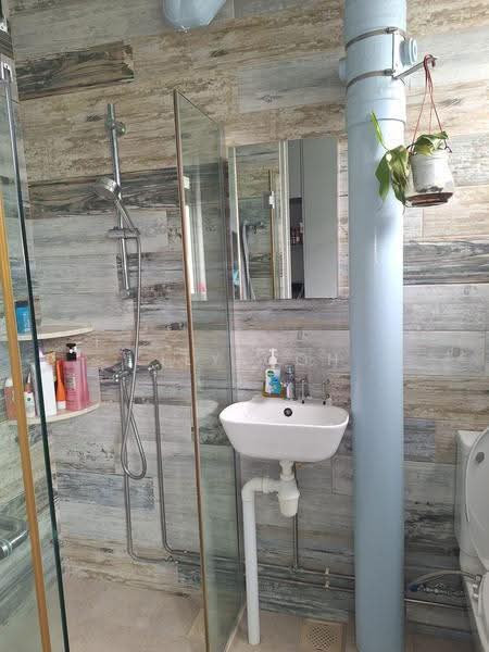 107 Simei Street 1, 107 Simei Street 1, Pasir Ris / Tampines, Room Rental, 120 sqft, HDB Flat For Rent, by Lily Goh, 500297194 - Bathroom - PropertyGuru.com.sg