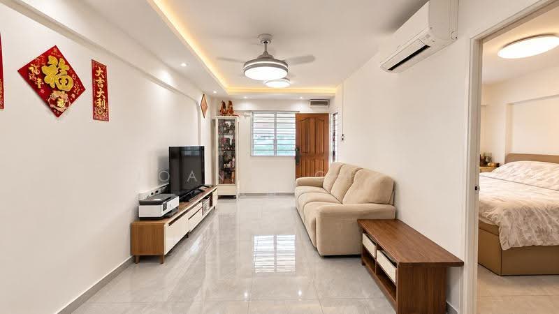 151 Yishun Street 11, 151 Yishun Street 11, Sembawang / Yishun, 2 Bedrooms, 721 sqft, HDB Flat For Sale, by Joanne Chua  蔡蕙励, 500297200 - Living Room - PropertyGuru.com.sg