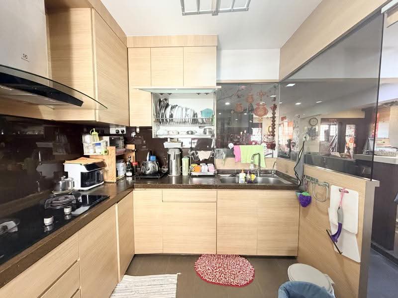 427 Jurong West Avenue 1, 427 Jurong West Avenue 1, Boon Lay / Jurong / Tuas, 3 Bedrooms, 1,452 sqft, HDB Flat For Sale, by Benson Yew, 500297254 - PropertyGuru.com.sg