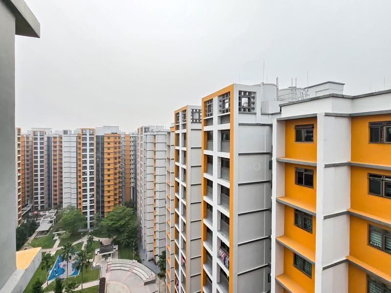 676A Jurong West Street 64, 676A Jurong West Street 64, Boon Lay / Jurong / Tuas, 3 Bedrooms, 1,195 sqft, HDB Flat For Sale, by Clive Foo, 500297257 - View 2 - PropertyGuru.com.sg