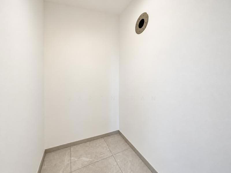 Household/Bomb Shelter (Storage)