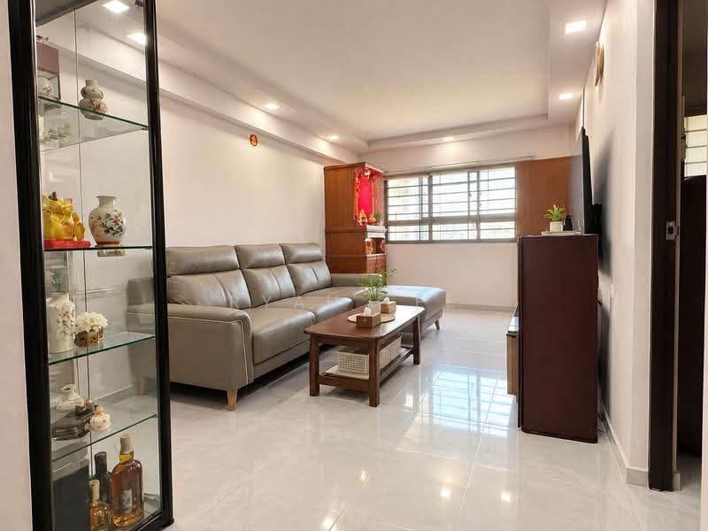 116 Pending Road, 116 Pending Road, Dairy Farm / Bukit Panjang / Choa Chu Kang, 2 Bedrooms, 786 sqft, HDB Flat For Sale, by Ryan Lee, 500297291 - Living Room - PropertyGuru.com.sg