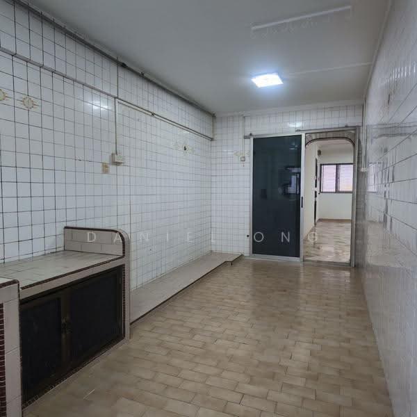 545 Jurong West Street 42, 545 Jurong West Street 42, Boon Lay / Jurong / Tuas, 3 Bedrooms, 1,108 sqft, HDB Flat For Sale, by Daniel Ong, 500297325 - Kitchen - PropertyGuru.com.sg