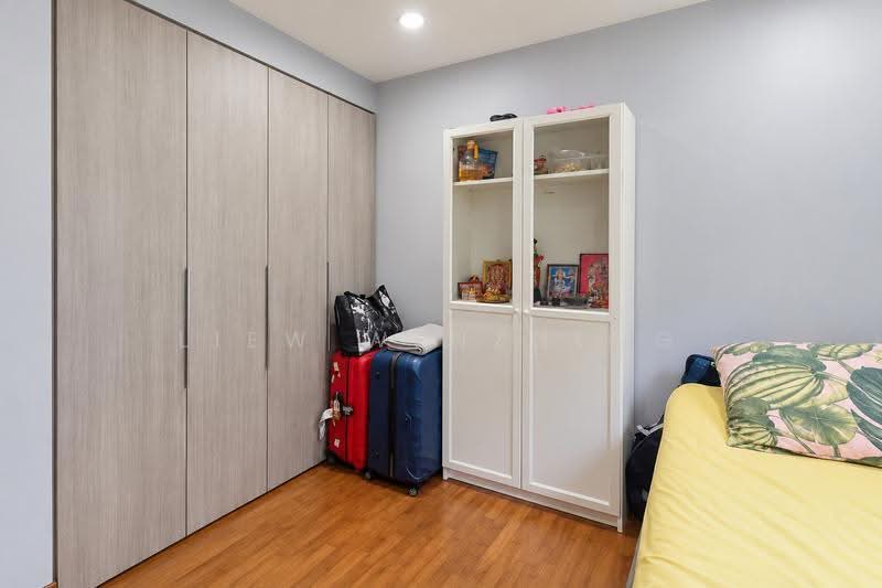 Esparina Residences, 111 Compassvale Bow, Hougang / Punggol / Sengkang, 2 Bedrooms, 829 sqft, Condominium For Rent, by Liew Wenzheng, 500297342 - Bedroom - PropertyGuru.com.sg