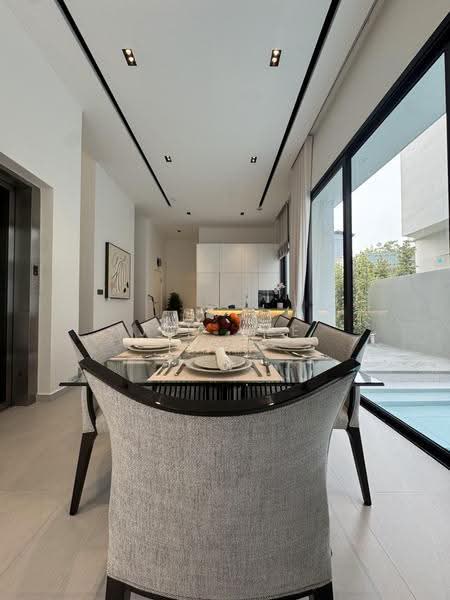 siglap road, siglap road, East Coast / Marine Parade, 5 Bedrooms, 9,280 sqft, Detached House For Sale, by Jay Lee, 500297348 - Dining Room - PropertyGuru.com.sg