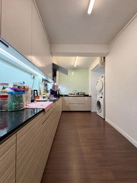 215 Lorong 8 Toa Payoh, 215 Lorong 8 Toa Payoh, Balestier / Toa Payoh, 3 Bedrooms, 1,259 sqft, HDB Flat For Sale, by Low Kian Hoo, 500297352 - Kitchen - PropertyGuru.com.sg