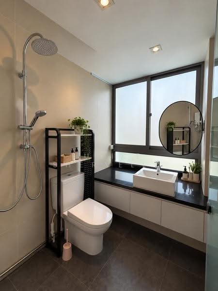 Studio 1 Bathroom